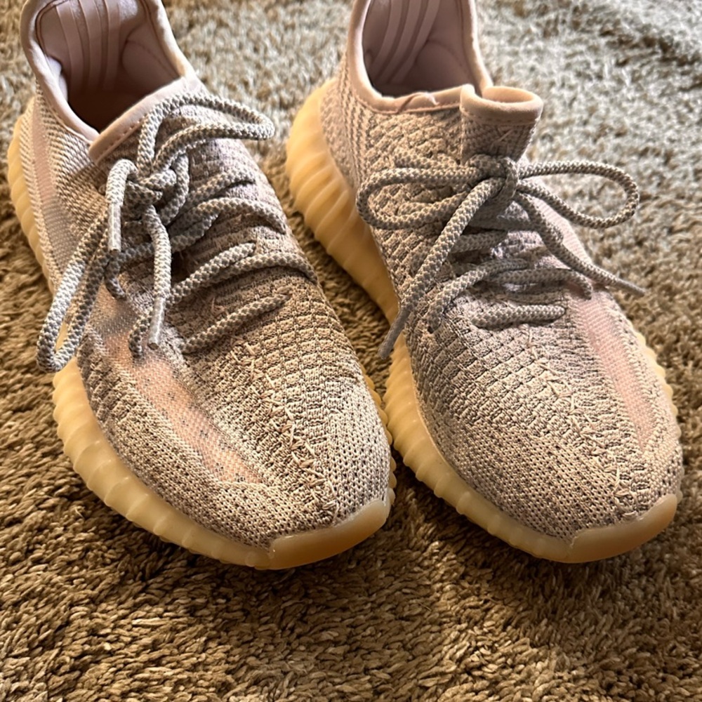 Adidas Yeezy Boost 350 V2 Sneakers Pink
